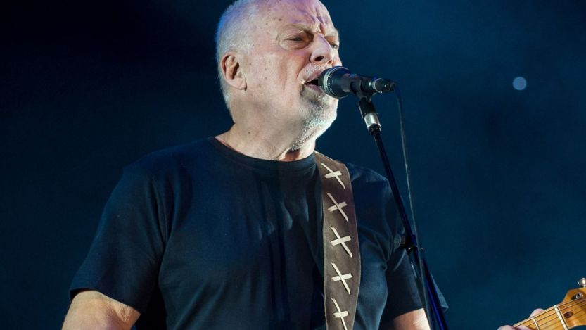 David Gilmour performing