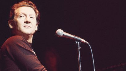 3 Country Songs From 1972 That Sound Even Better Today