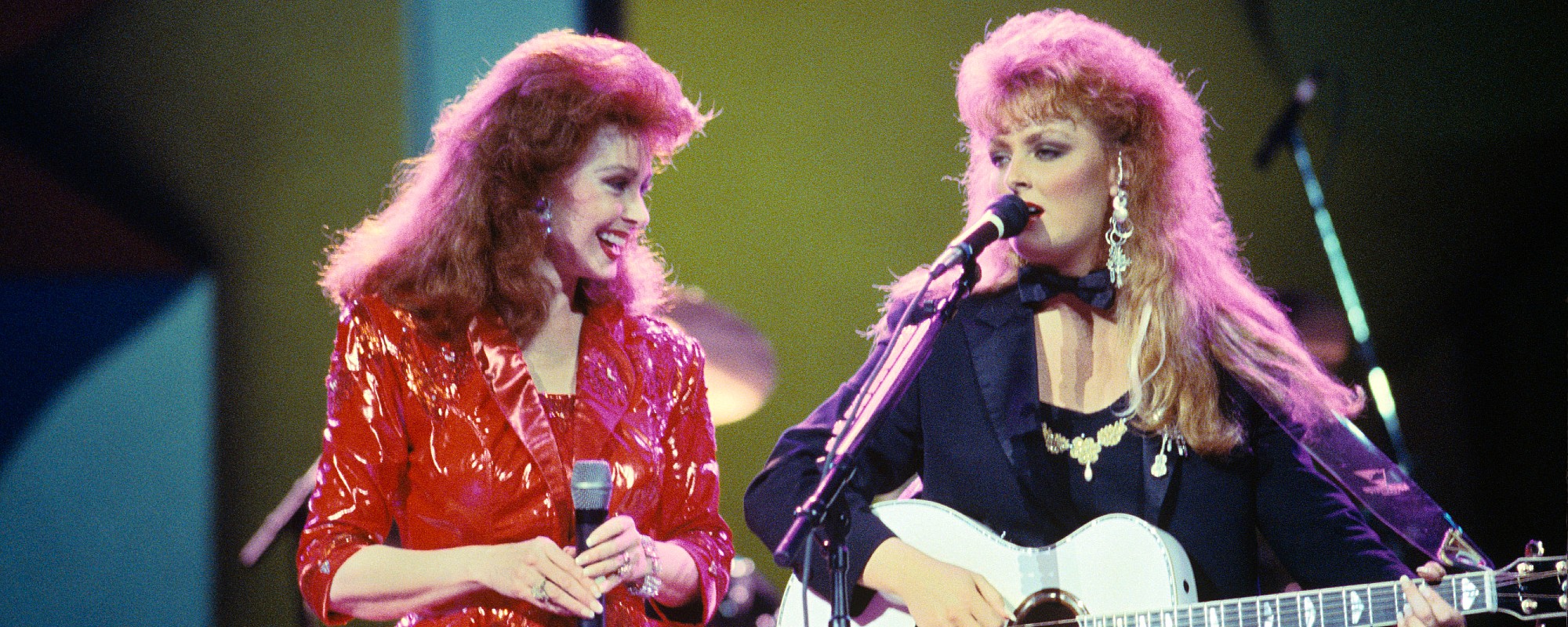 3 Country Songs From the 1980s That Are Still Relevant Today