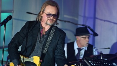 These 3 Hits In Country Music From The 1990s Are Actually Cover Songs