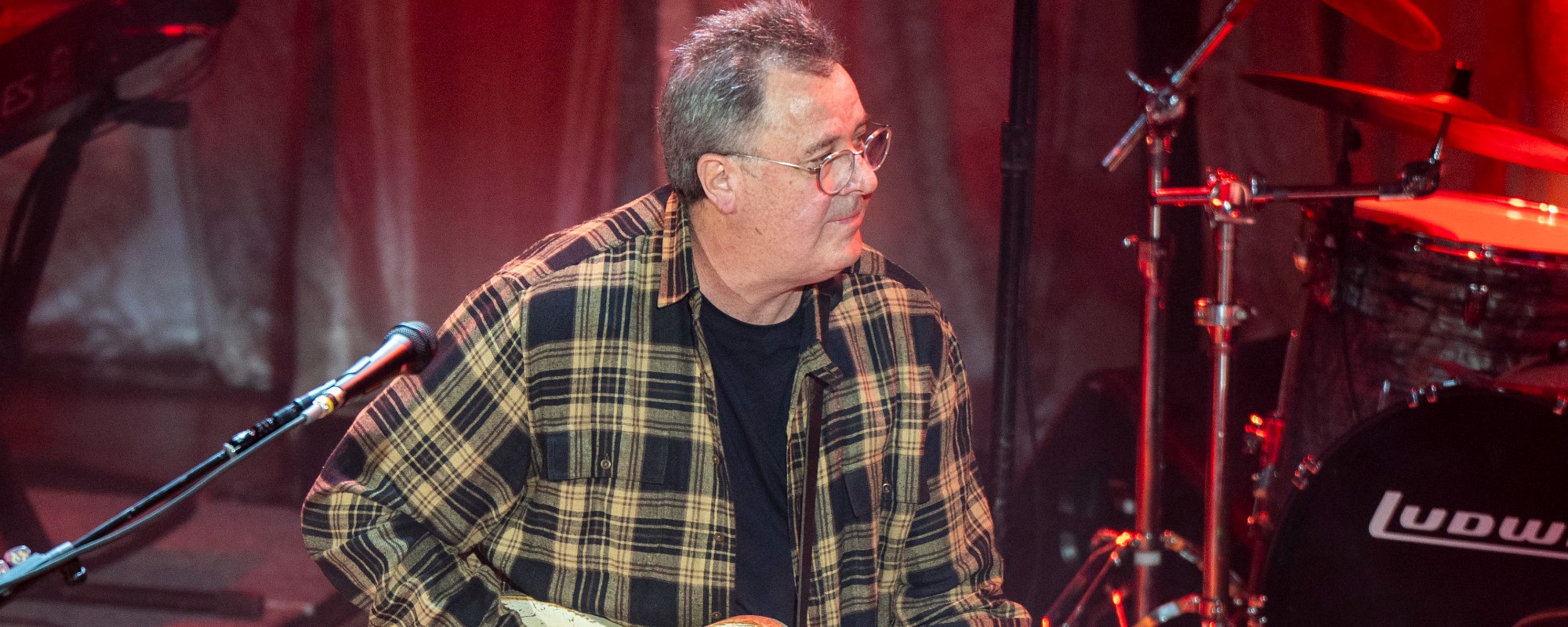 Vince Gill’s New Verse in “Go Rest High on That Mountain” Will Turn You Into an Emotional Mess
