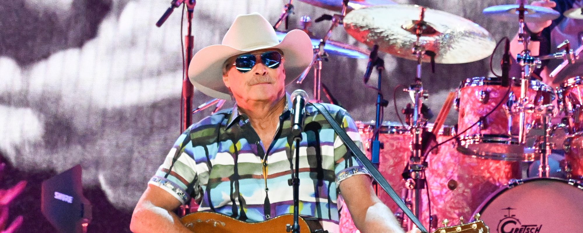Website Crashes as Alan Jackson Final Show Sells Out During Pre-Sale
