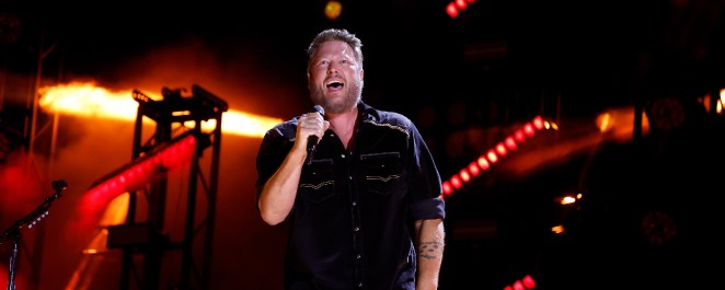 Blake Shelton Set to Kick Off VOA Country Music Fest 2026 as First Headliner