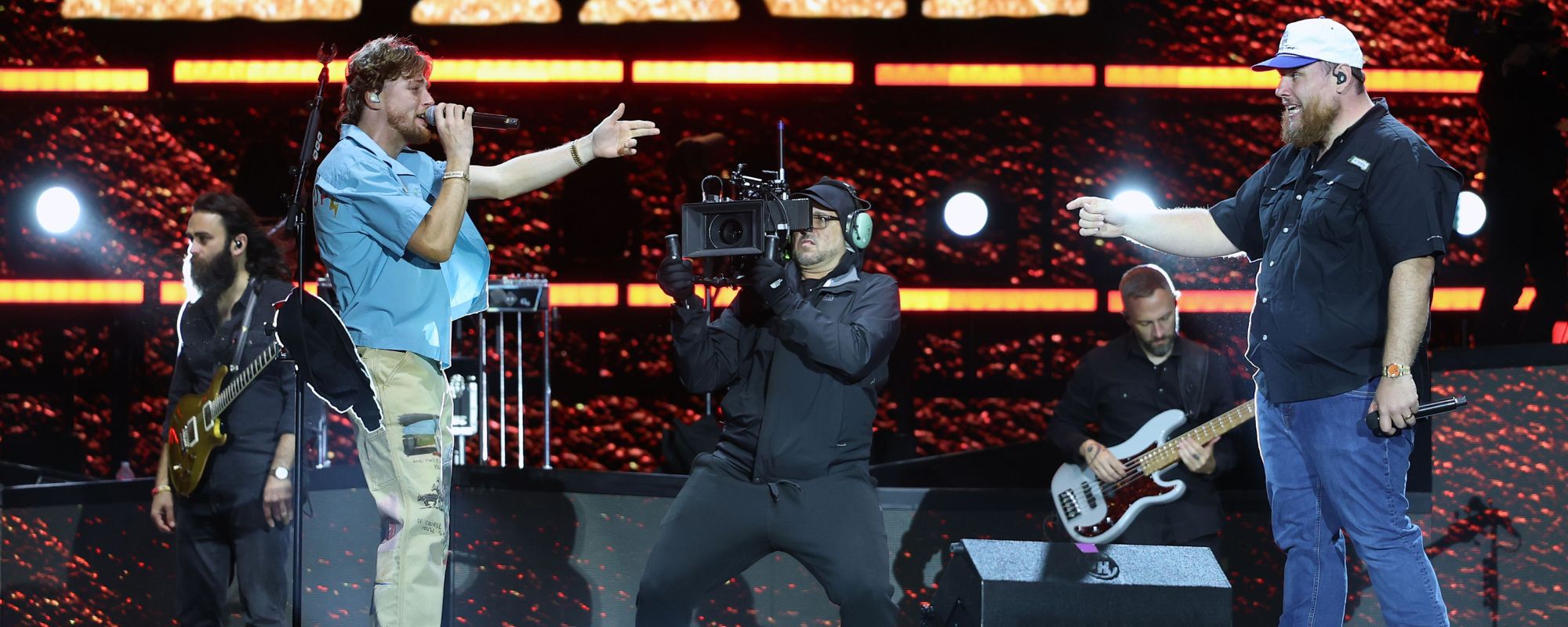 College Gameday Will Kick off With Live Performances From These Country Superstars