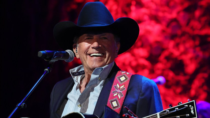 George Strait Honors Fellow Legend With Surprise Country Music Hall of Fame Appearance