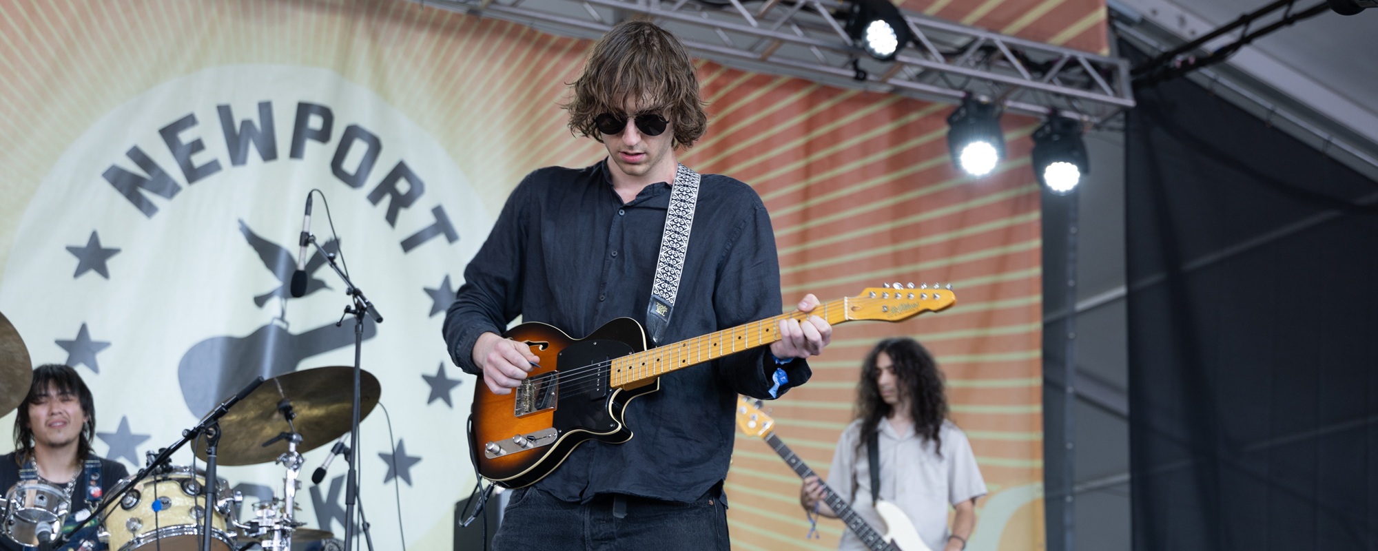 المعنى المفجع وراء نشيد الإوز غير التقليدي “الضريبة” المعنى المفجع وراء نشيد الإوز غير التقليدي “الضريبة”