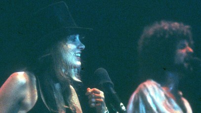 In New ‘Song Exploder’ Episode, Stevie Nicks Recalls How She Sang with Lindsey Buckingham Before Ever Speaking to Him