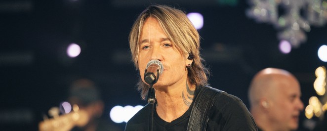 Keith Urban Reveals Touring Isn't Always Glamorous: "It's Lonely and Miserable"