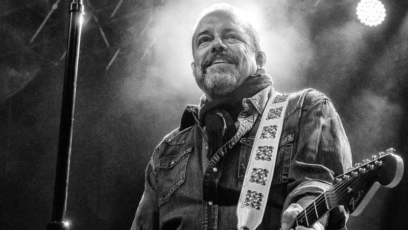 Raul Malo Shares Health Update Amid Stage 4 Cancer Battle