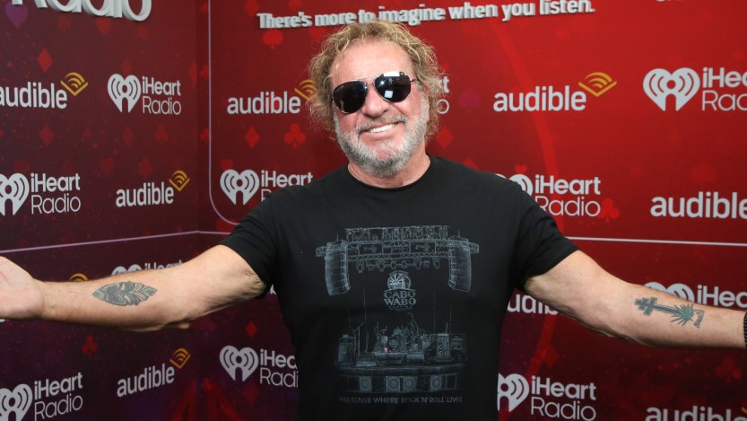 Sammy Hagar Laughs Off Viral Fake News About His Arrest