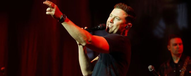 Why This ‘American Idol’ Winner No Longer Allows Proposals at Meet-And-Greets
