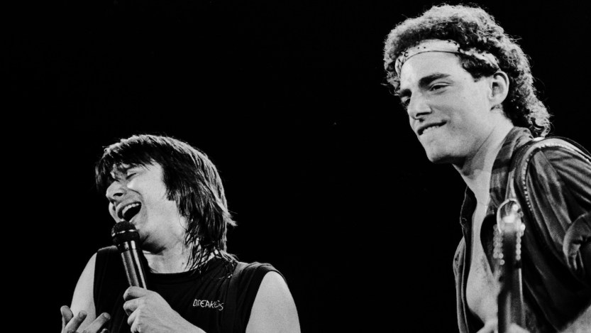 Steve Perry | Latest News, Stories, and Commentary