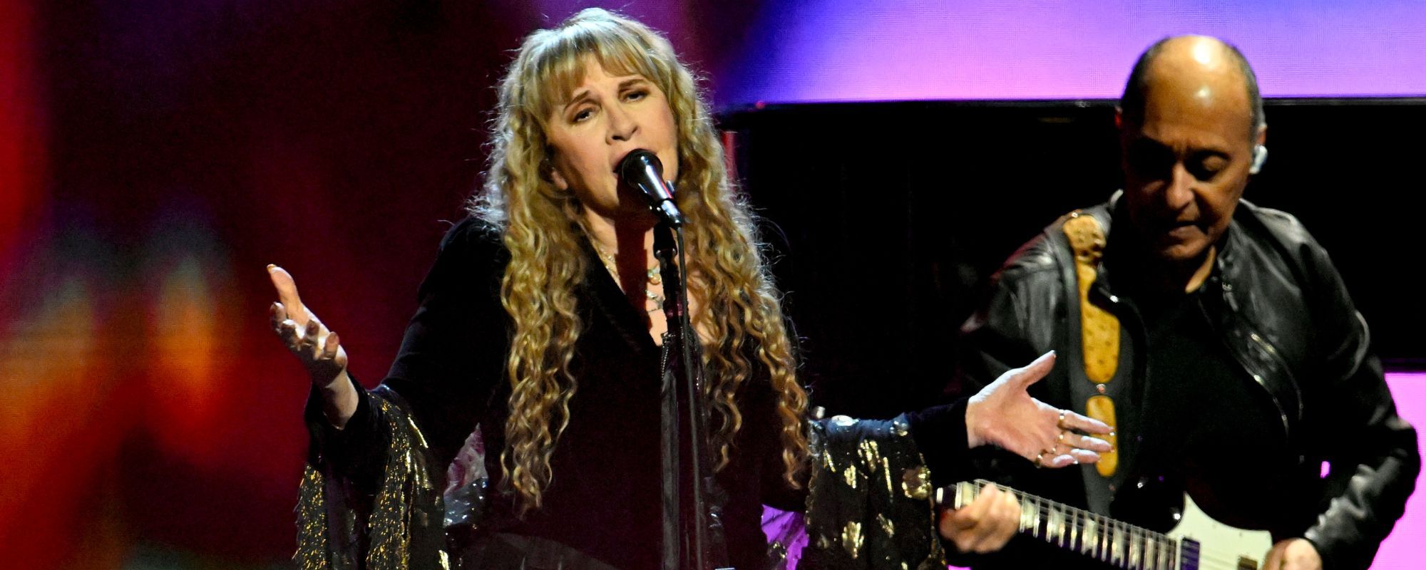 Watch Stevie Nicks Perform Rare Fleetwood Mac Track Live for the First ...