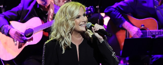 Trisha Yearwood Honors Tony Brown With Surprise Performance of 90s Anthem