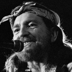 On This Day in 1975, a 42-Year-Old Willie Nelson Scored His First No. 1 Hit