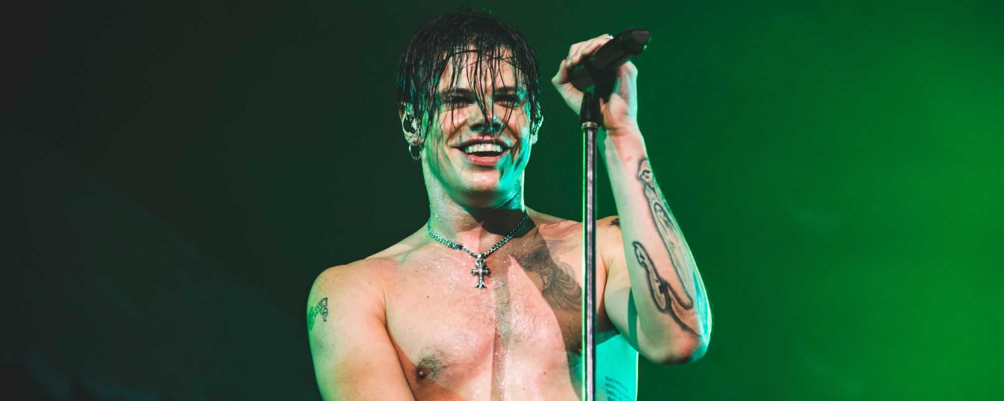 Rod Stewart’s Hilarious Reaction to Yungblud’s Belief That the Hall of Famer Was His Grandpa