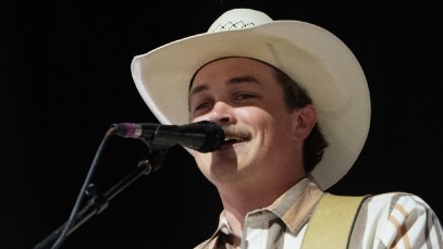 Zach Top Expands Cold Beer & Country Music Tour With European Dates