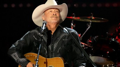 3 Alan Jackson Songs That Prove He Is One Talented Songwriter