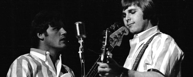 Brian Wilson performing