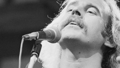 Jimmy Buffett performing