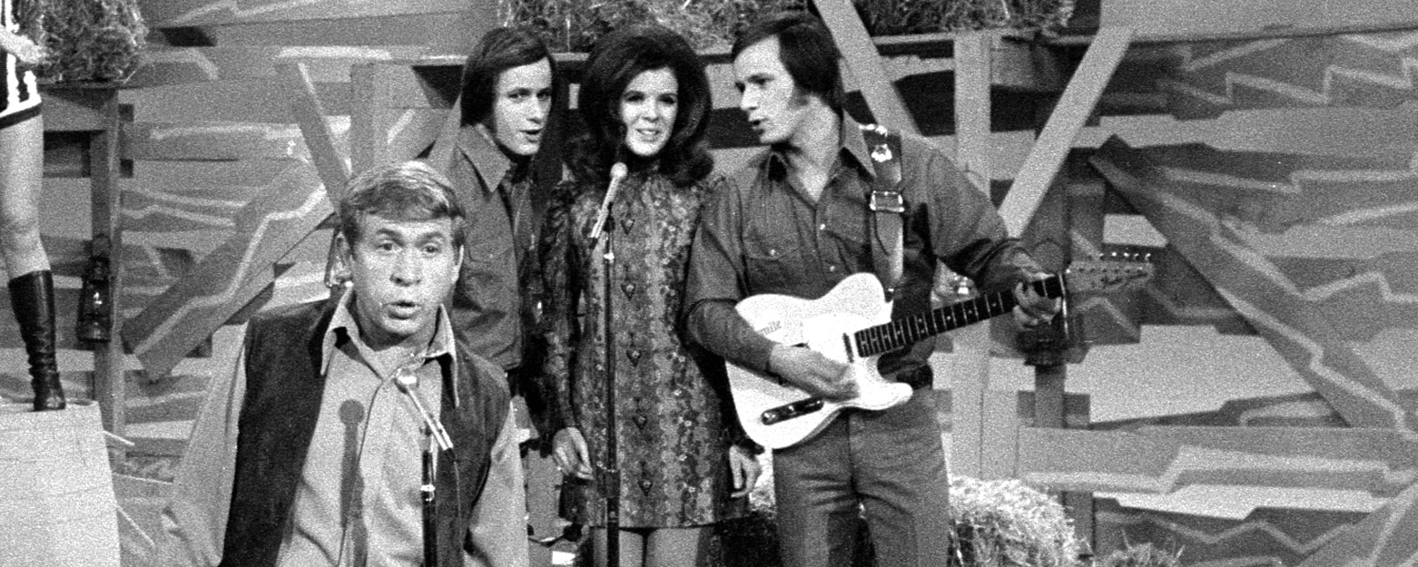 Born on This Day in 1944, the Trailblazing Buck Owens Protege Who Dominated the Country Charts in the 1970s