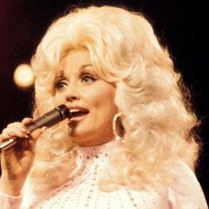 On This Day in 1973, Dolly Parton Released a Major Hit That Inspired Covers  by The White Stripes, Oliva Newton-John, and Hundreds More - American  Songwriter