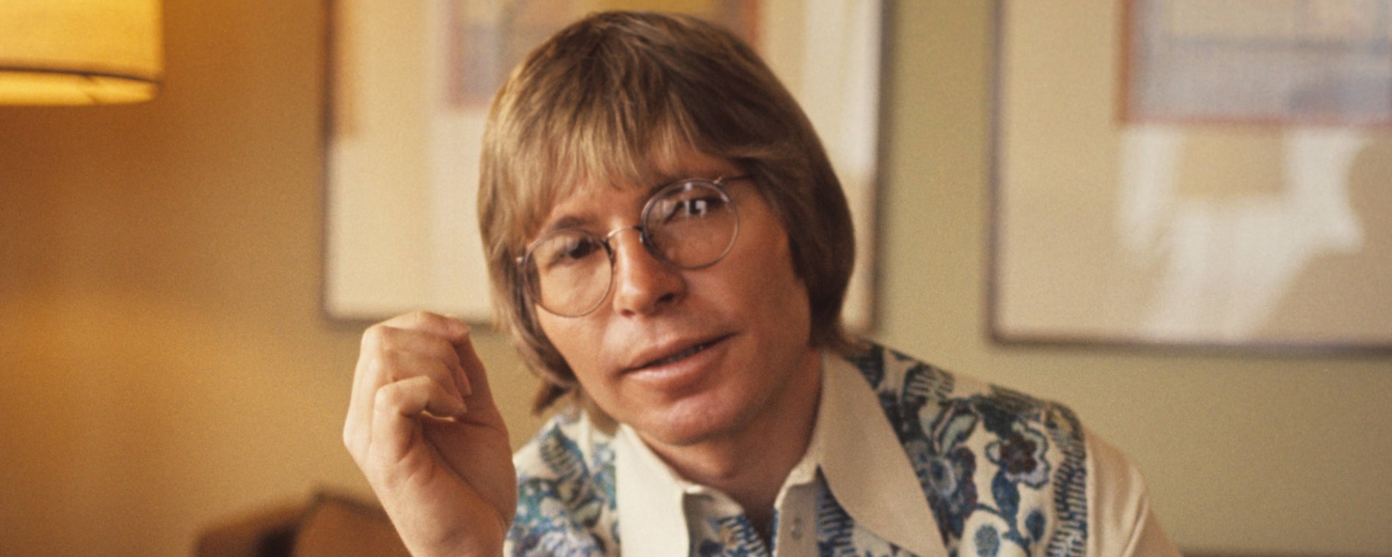 On This Day in 1973, John Denver Turned an Underperforming B-Side Into a Massive Hit—Proving That the Third Time’s a Charm