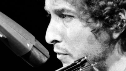 Bob Dylan performing