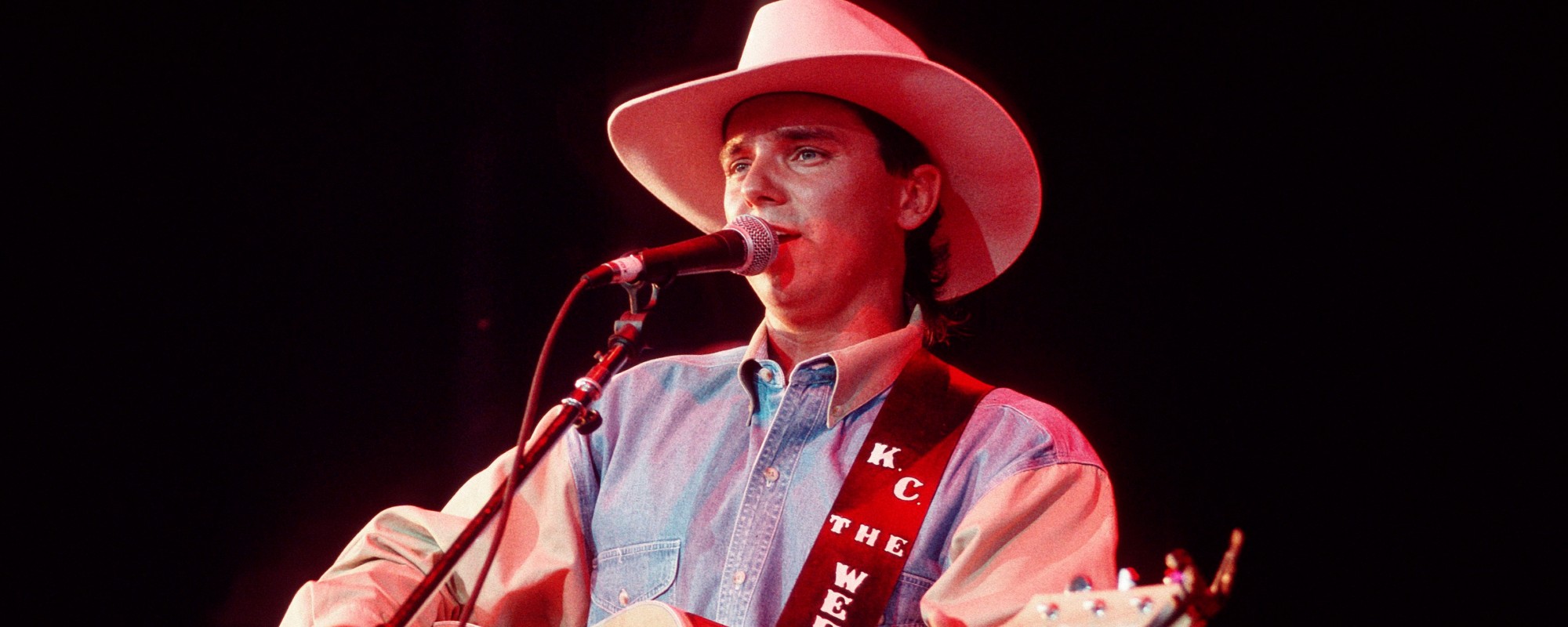 4 Kenny Chesney Songs From the 90s That Should Have Been Big Hits