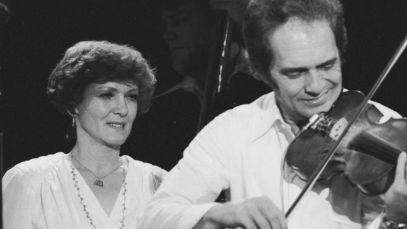 Bonnie Owens and Merle Haggard performing together