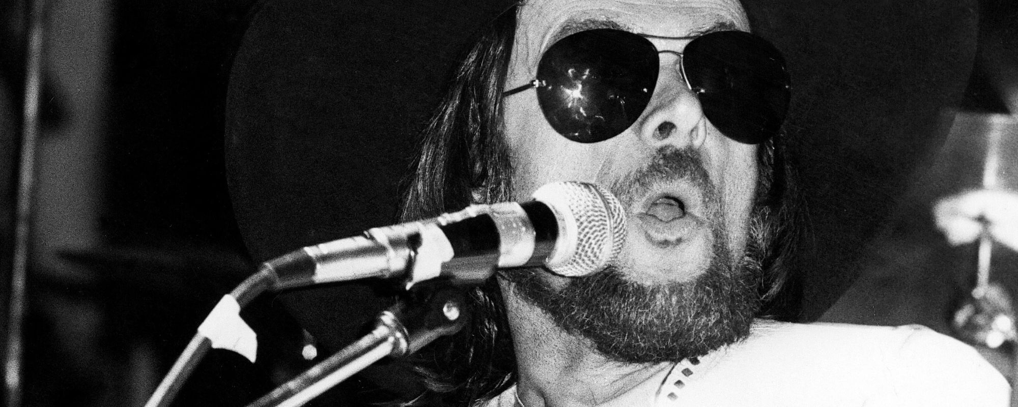Johnny Paycheck performing