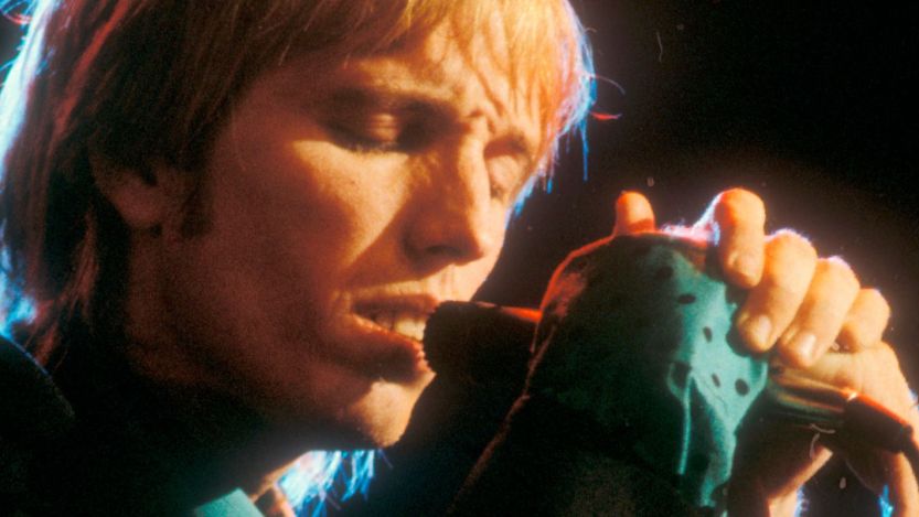 Tom Petty, one of the greatest rock icons of all time, performing