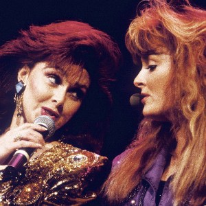 These 4 Country Songs From 1985 Still Sound Great, 40 Years After They Were Released