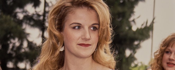3 Country Songs From the 90s That Took a Surprisingly Dark Turn