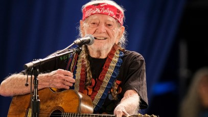 4 Country Artists Over the Age of 70 Who Are Still Working Hard