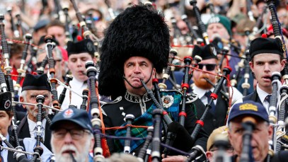 Massive Bagpipe Ensemble Rocks Australia With Record-Breaking AC/DC Rendition