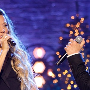 Colbie Caillat and Gavin DeGraw Bring Winter to the Macy's Thanksgiving Day Parade With "Let It Snow"