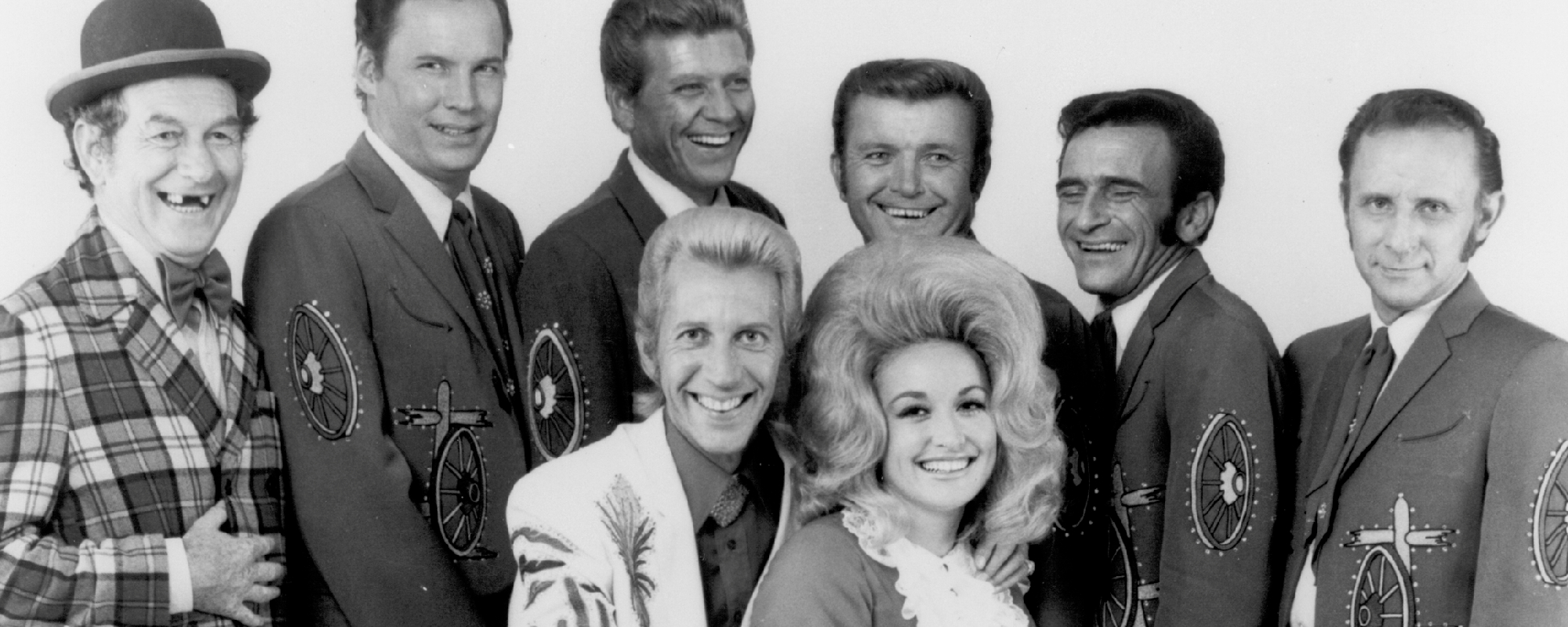 “I Kept Asking for a Raise and Never Got One”: Dolly Parton Gets Candid on Touring With Mentor Porter Wagoner