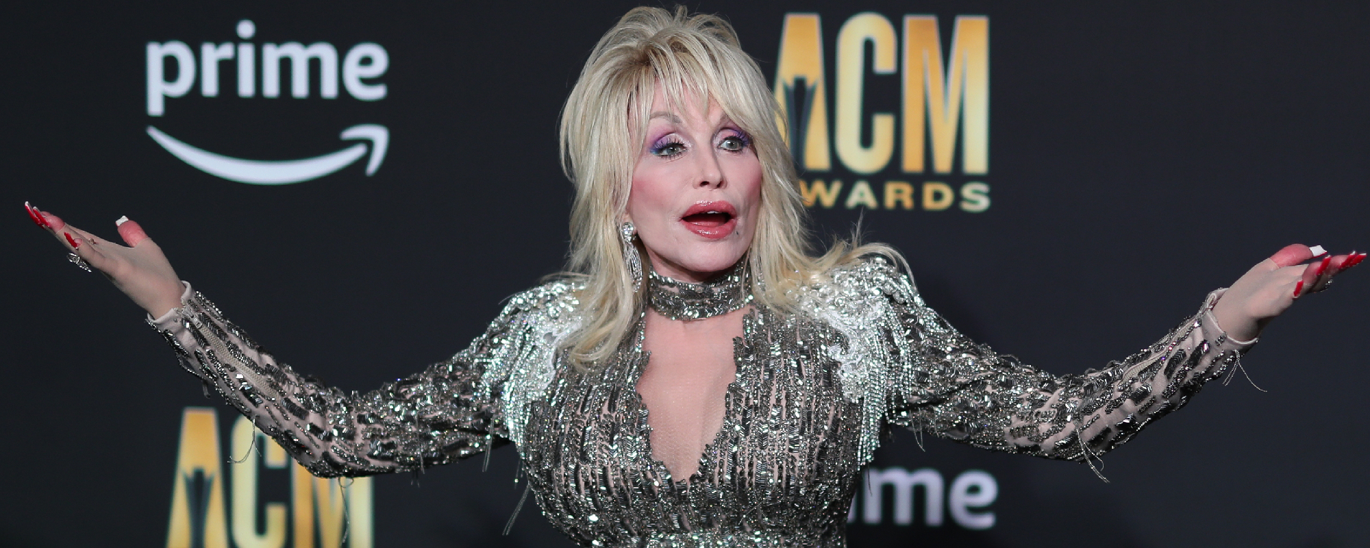 Dolly Parton Healing at Home and “Feeling Better Every Day” Following Health Concerns