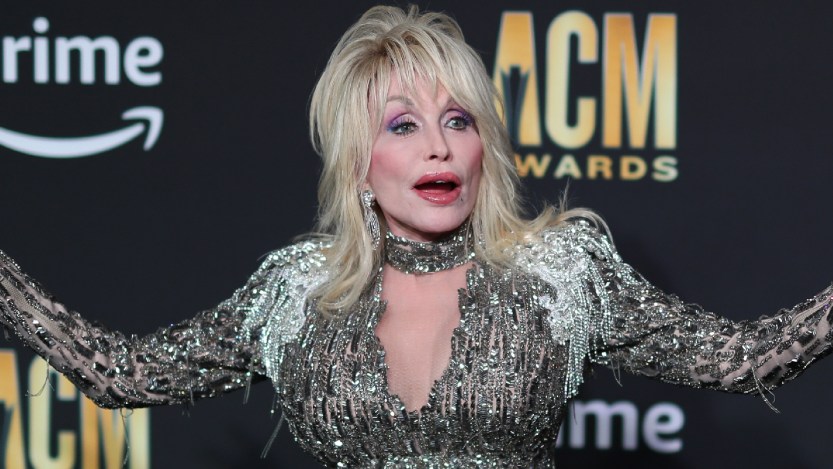 Dolly Parton Healing at Home and "Feeling Better Every Day" Following Health Concerns