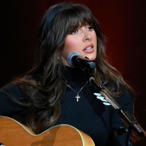 Ella Langley Teases Christmas Collab With Former Entertainer of the Year