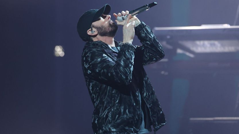 Did Eminem and Jack White’s Thanksgiving Halftime Show Top This Legendary Performance?