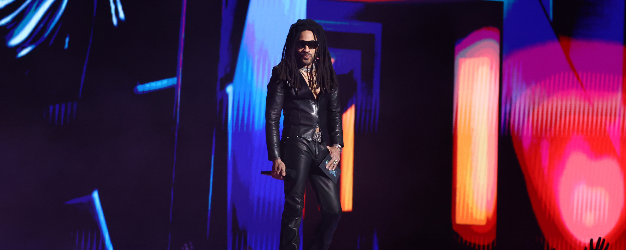 Lenny Kravitz Says a Fan Ripped the Dreadlocks from His Head During “Wild” Concert