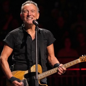 Check Out an Archival Interview Clip of Bruce Springsteen Revealing His Favorite Thanksgiving Dish … and It’s Not Turkey!