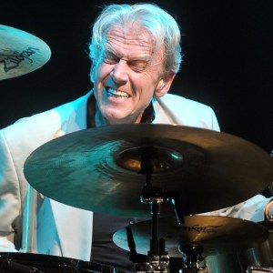 Longtime Squeeze and Jools Holland Drummer Gilson Lavis Dead at Age 74