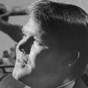 On This Day in 1968, Glen Campbell Scored a Crossover Hit With ‘Wichita Lineman'