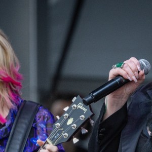 Heart Pays Tribute to Soundgarden's Rock Hall Induction With "Black Hole Sun" Cover