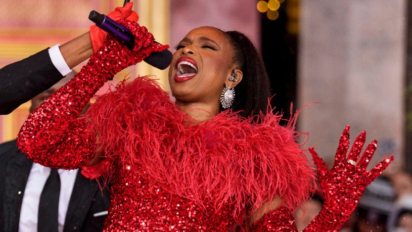 Do All Performers Lip-Sync During the Macy's Thanksgiving Day Parade?