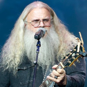 Jamey Johnson Pays Tribute to His Marine Corps Brothers and Sisters on 250th Birthday