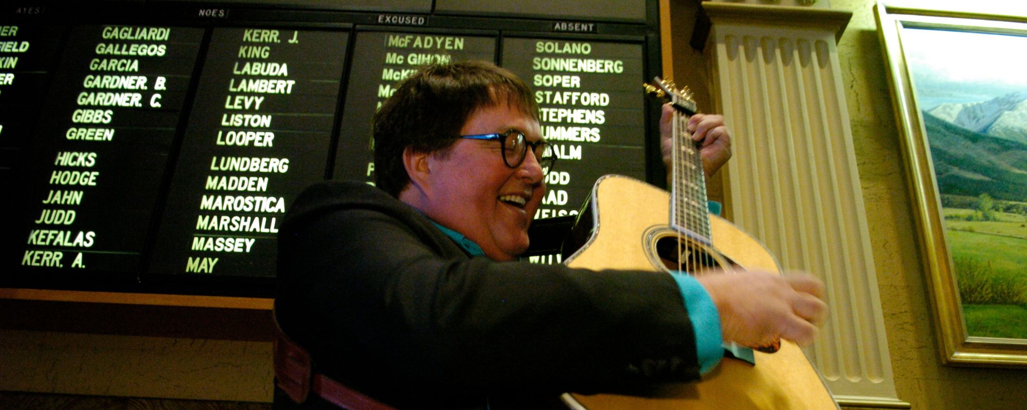 On This Day in 2023, the Music World Said Goodbye to This Country-Folk Rock Frontman Who Played Alongside Dolly Parton for Over a Decade